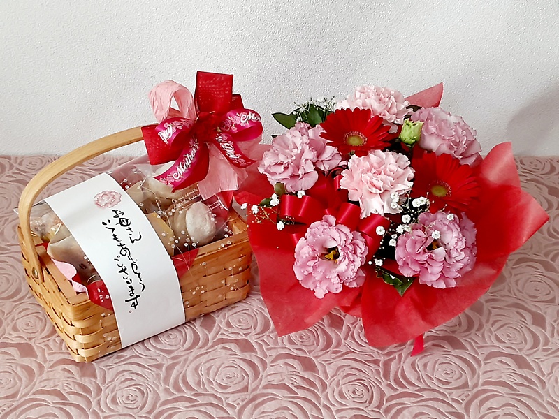 グリンさんの焼菓子&フラワーギフト~スクエア~ グリンさんの焼菓子&フラワーギフト~スクエア~